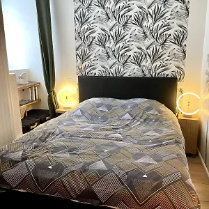  Appartement Magnifique T2 Coeur De Port A Pieds